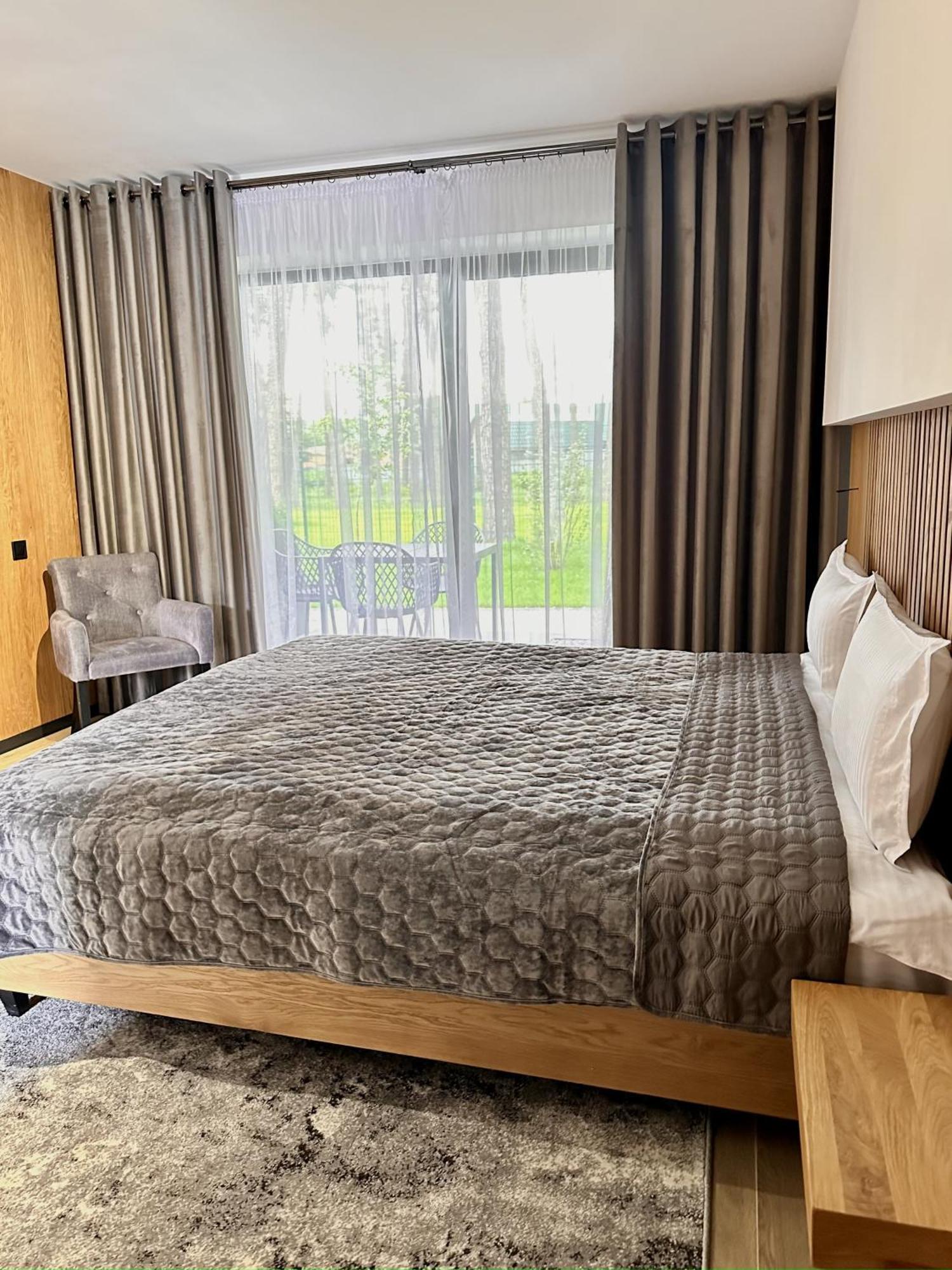 Hotel Golden Lion & Spa Tynnoye Extérieur photo